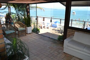 View from property - Pousada dos Golfinhos (Florianópolis)