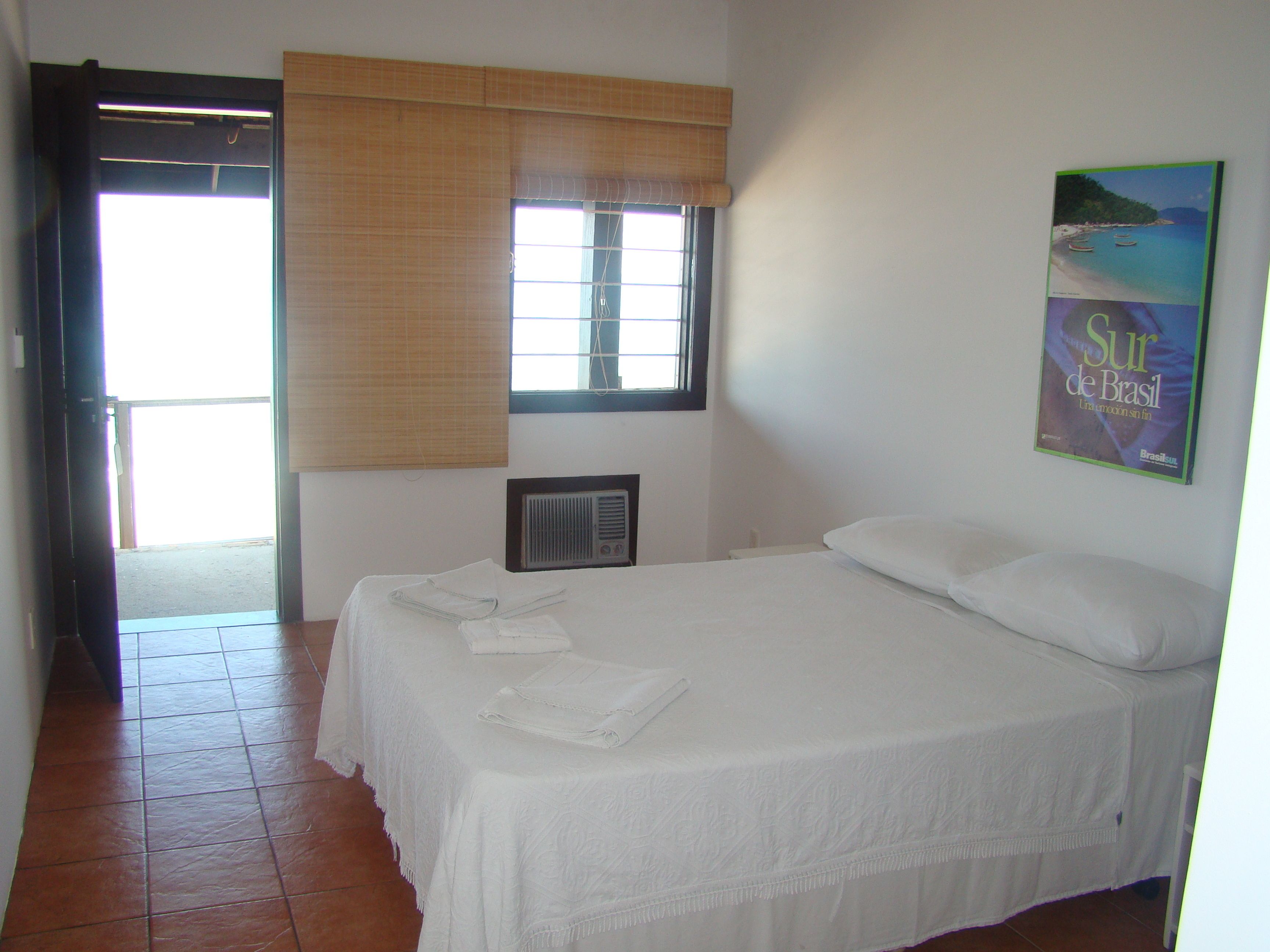 minibar, free cots/infant beds, free wifi, bed sheets