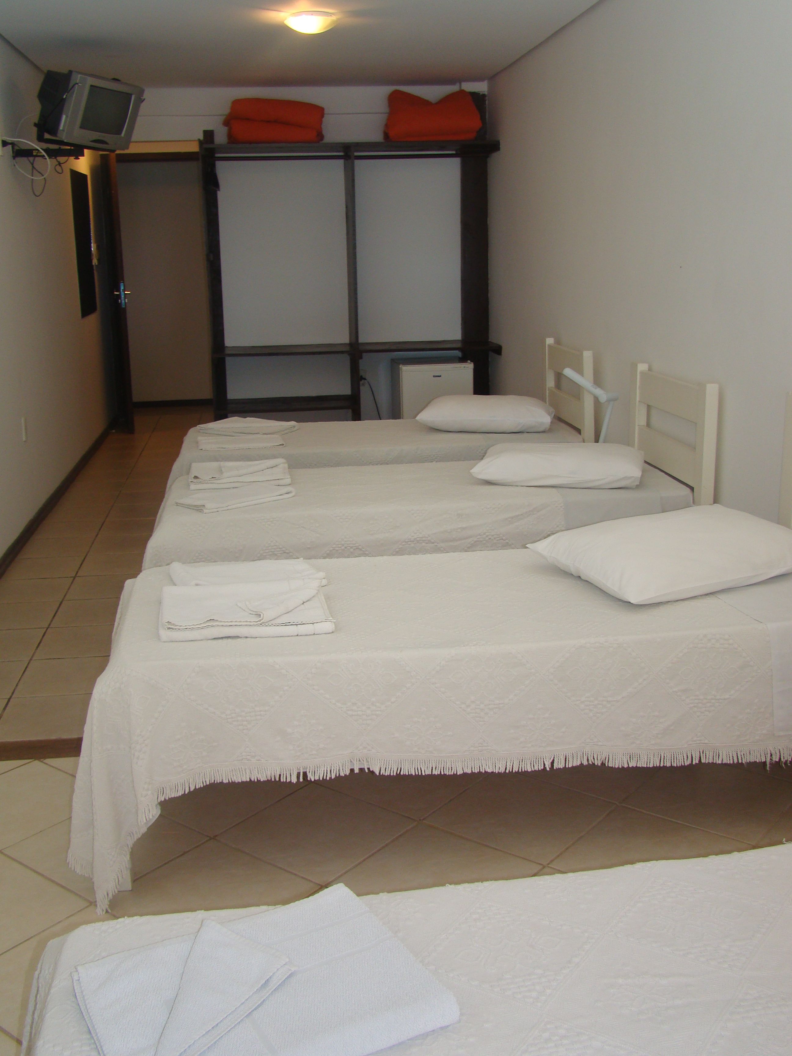 standard quadruple room | minibar, free cots/infant beds, free wifi, bed sheets