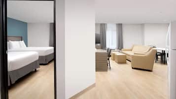 Standard Room, Multiple Beds, Non Smoking