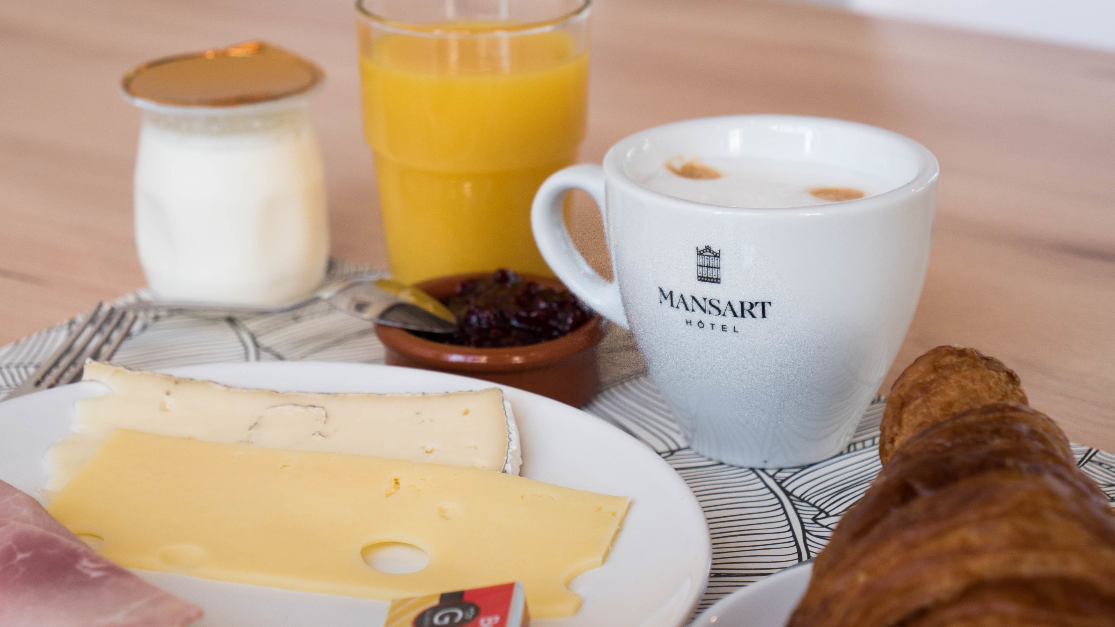 daily buffet breakfast (eur 16 per person)