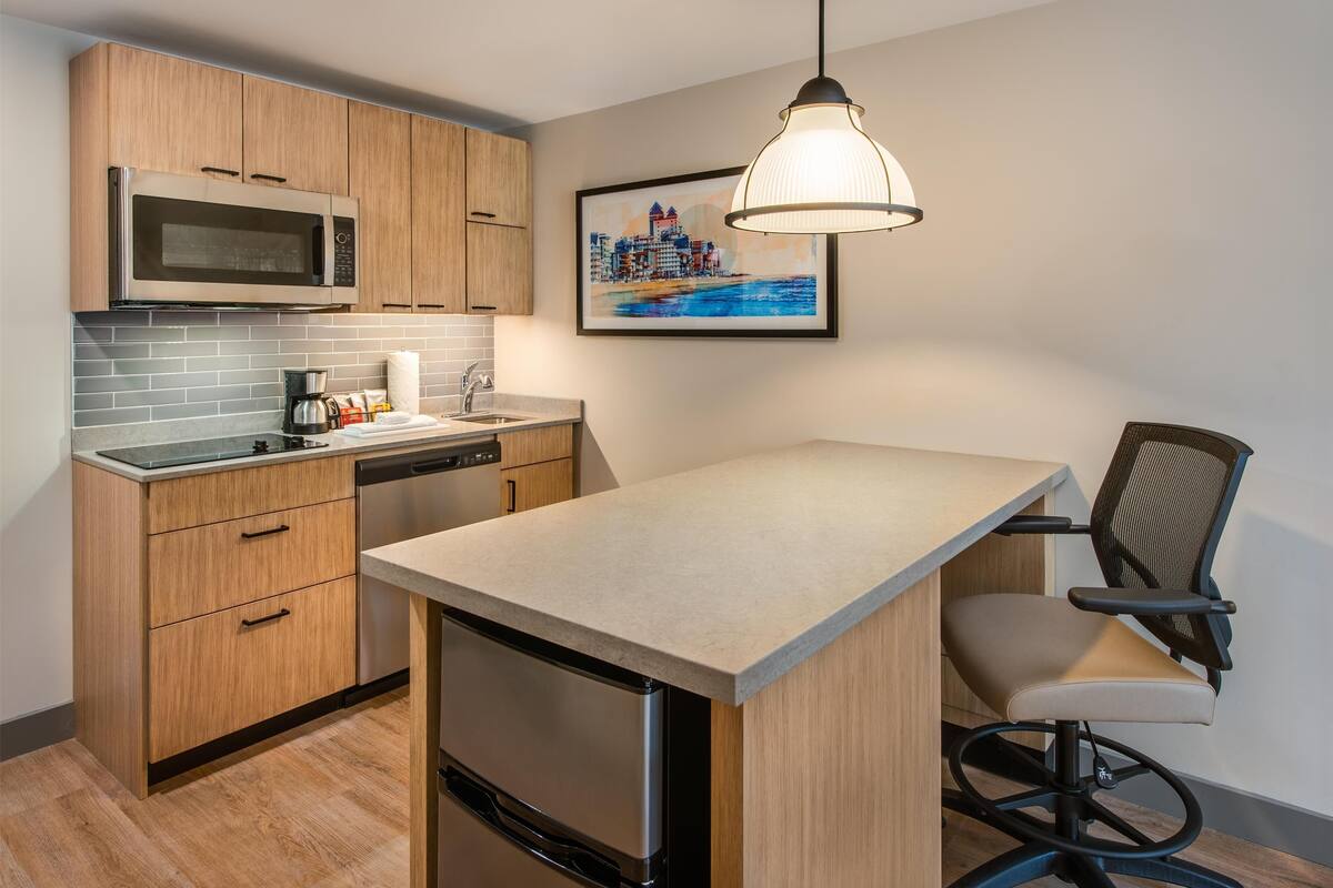 studio suite, city view (2 queen beds) | premium bedding, down duvets, pillow-top beds, in-room safe