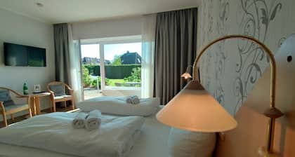 Ostseehotel Kappeln by Team SchleiFee