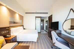 Zimmer, 1 Queen-Bett, barrierefrei | 1 Schlafzimmer, Zimmersafe, Schreibtisch, Bügeleisen/Bügelbrett