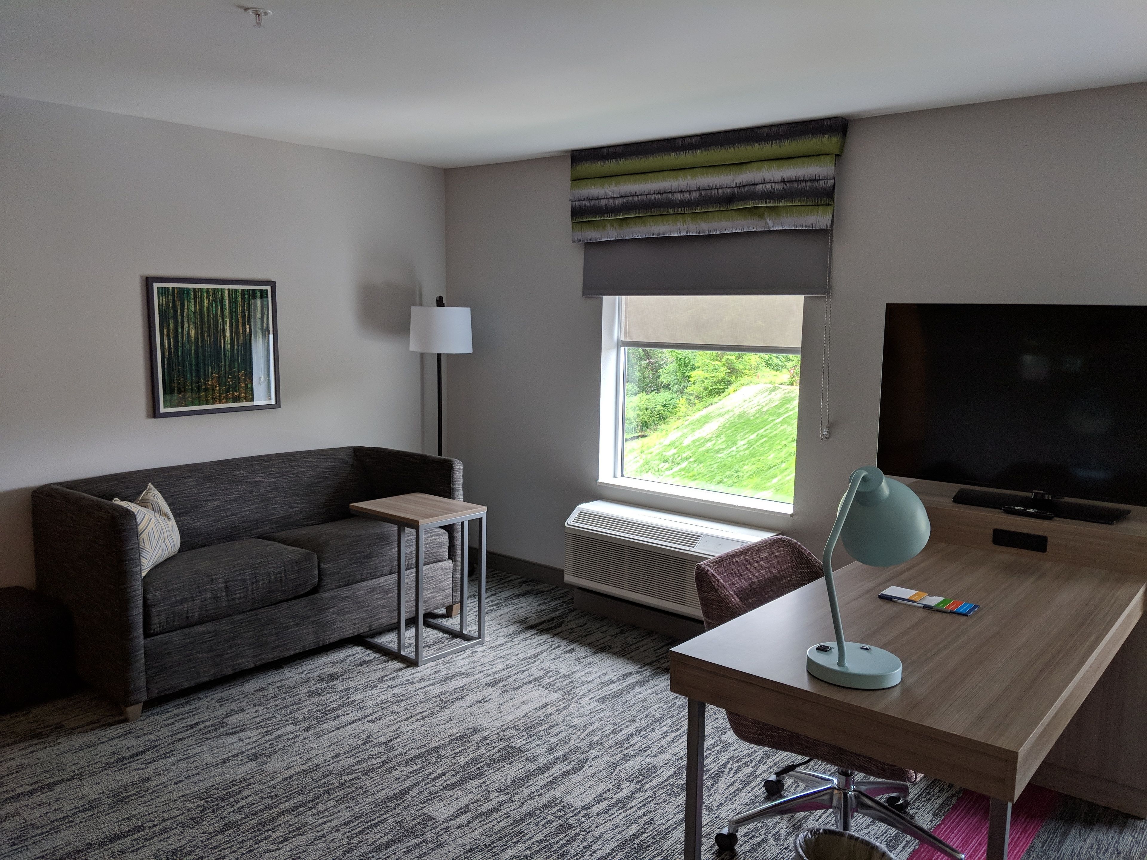 studio, 1 king bed, refrigerator & microwave (wet bar) | laptop workspace, blackout curtains, free wifi