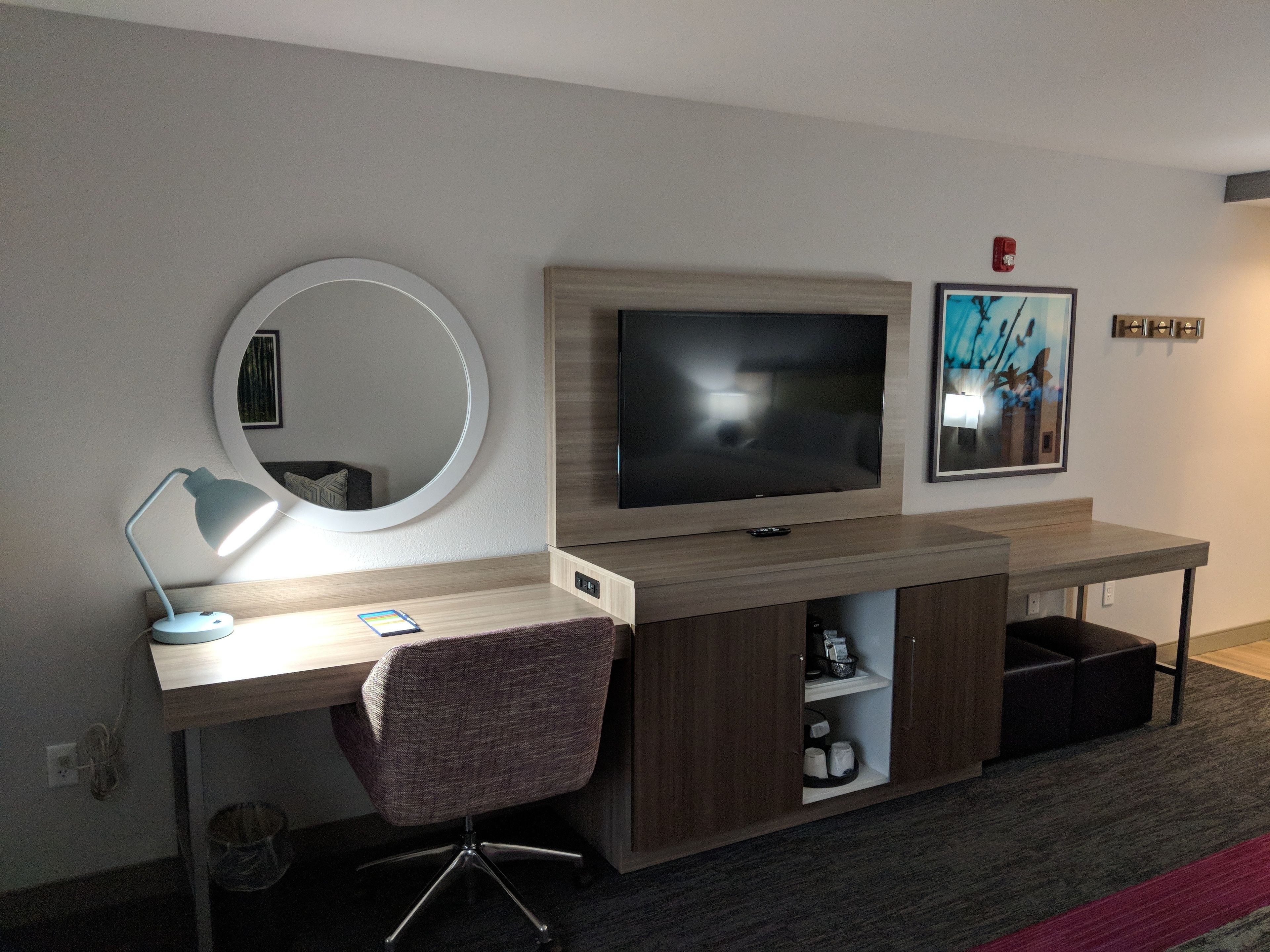 room, 1 king bed, refrigerator (with sofa) | laptop workspace, blackout curtains, free wifi