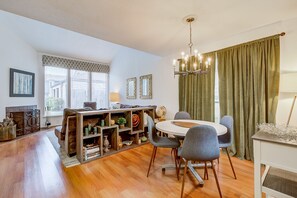 時尚聯排別墅, 2 間臥室, 2 間浴室 | 房內用餐