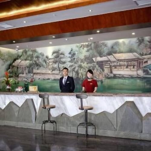 Longquan Hotel