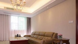 未分类图片，第 4 张，共 13 张，按钮