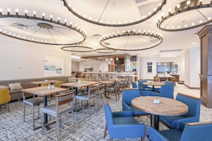 Se sirven desayunos y cenas