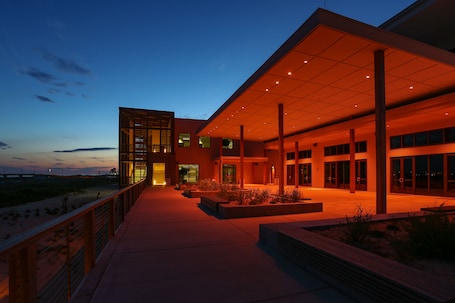 Terrace/patio. The Lodge at Gulf State Park, A Hilton Hotel