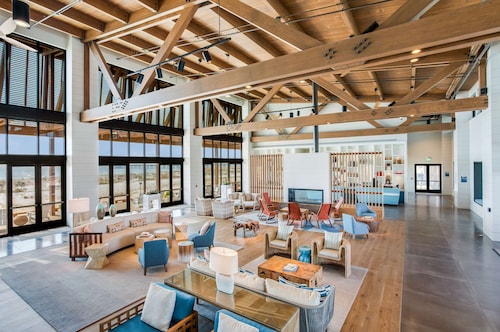 The Lodge at Gulf State Park, A Hilton Hotel