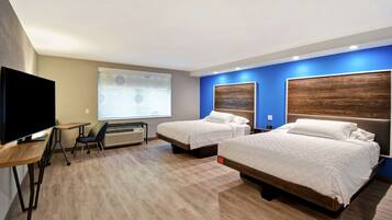 Room, 2 Queen Beds, Accessible (Hearing, Roll-in Shower)