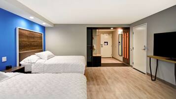 Room, 2 Queen Beds, Accessible (Hearing, Roll-in Shower)
