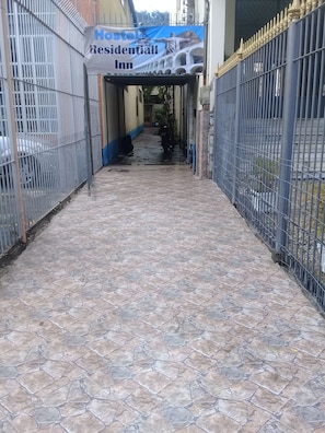 Majoituspaikan sisäänkäynti