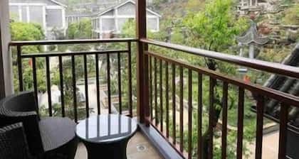 Chongqing Mid-mountain Garden Resort Hotel