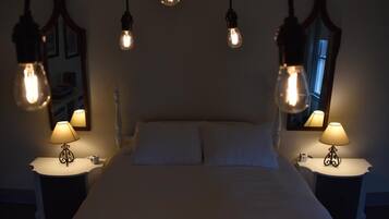 Desk, free WiFi, bed sheets