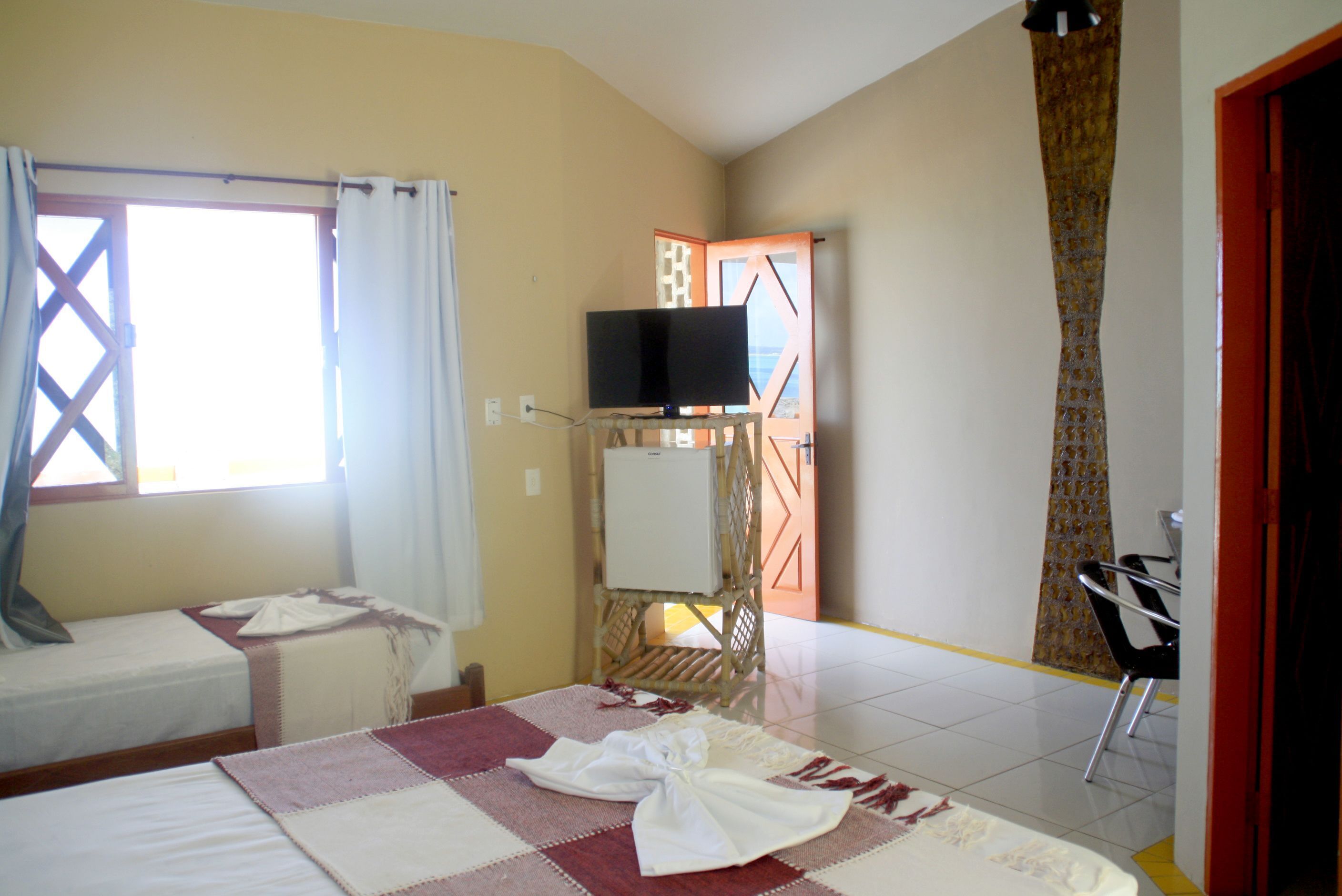 1 chambre, minibar, coffres-forts dans les chambres, bureau