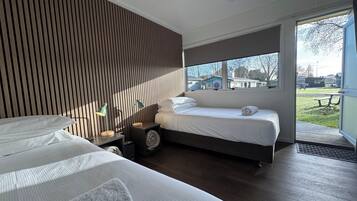 Standard Cabin | Individually decorated, individually furnished, laptop workspace