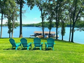 Property grounds - Shorely Heaven:  WiFi, Disney+, Amazon Prime, YouTubeTV, (2) Kayaks Wide Water Lake Views (Moneta)