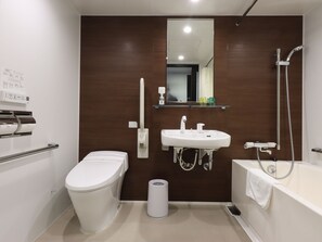 Twin Room, Accessible | Bathroom | Free toiletries, hair dryer, slippers, bidet - HOTEL M’s EST KYOTO STATION SOUTH (Kyoto)