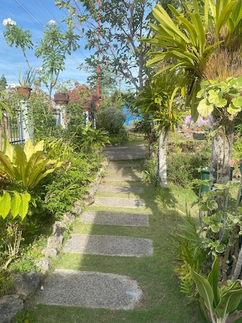 Exterior. Villa 301 B&B