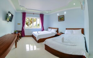 Superior Twin Room | Minibar, desk, free WiFi - Kheang Oudom Hotel (Moung Ruessei)