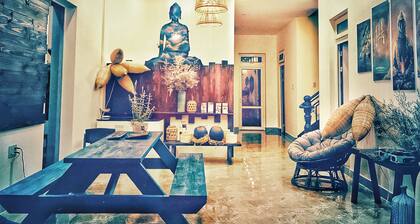 LeuLeu Mountain View Villa & Camping - Hostel