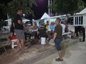 Outdoor banquet area - Onanong Resort (Uthumphon Phisai)