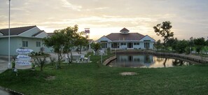 Exterior - Onanong Resort (Uthumphon Phisai)