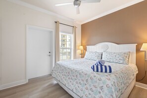 1 bedroom, iron/ironing board, free WiFi, bed sheets - Vibrant Sunsets Beach Club Siesta Key 200B by RVA (Sarasota)