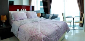 Honeymoon Suite Pratumnak | 1 Schlafzimmer, Minibar, Zimmersafe, kostenloses WLAN