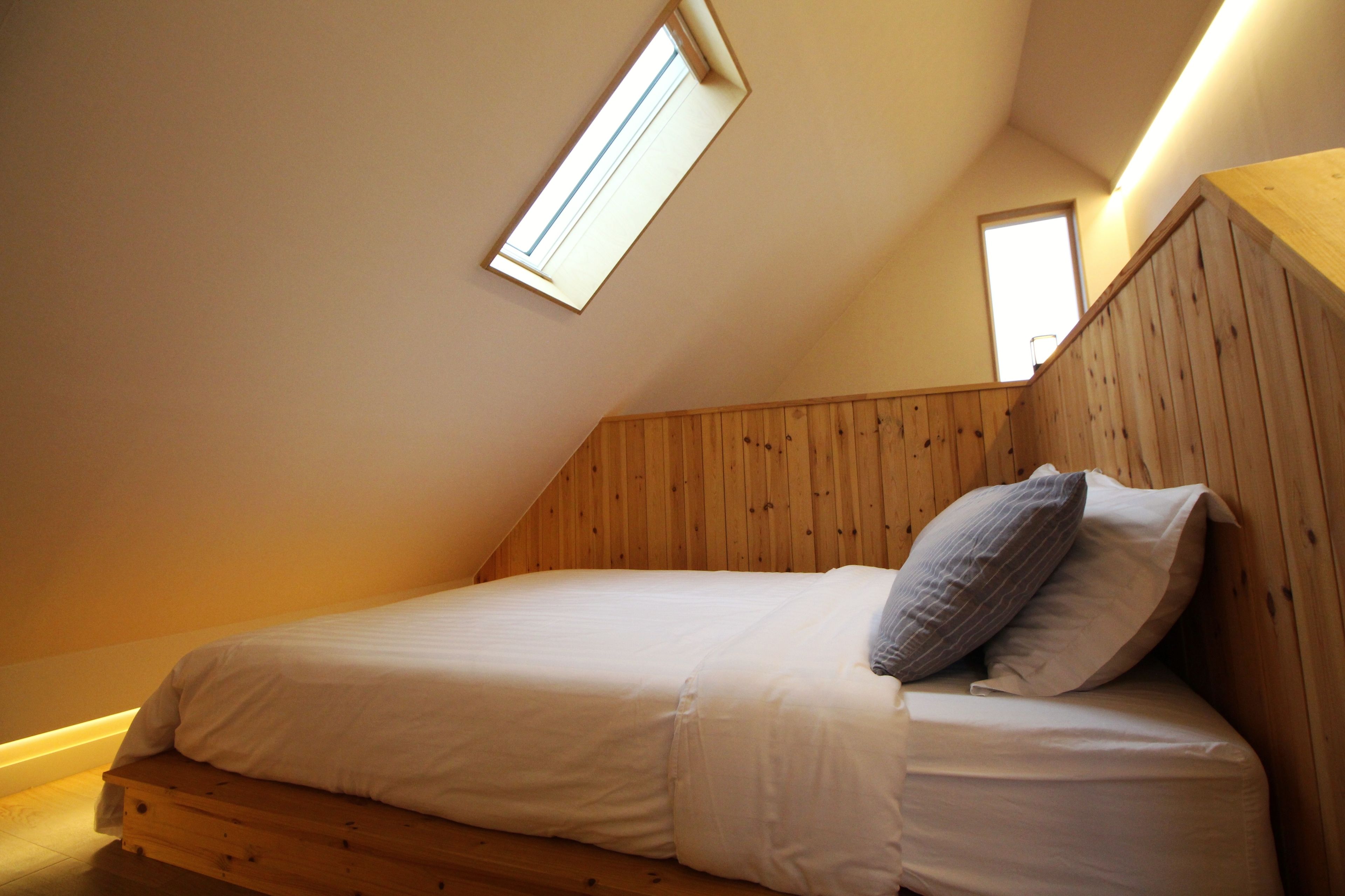 Duplex Couple Room | 1 bedroom, premium bedding, blackout drapes, free WiFi