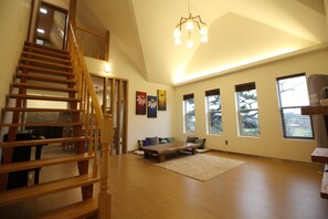 Duplex Private House | Living area | 42-inch flat-screen TV with cable channels, TV - Jeju Herb Pension Oz (Seogwipo)