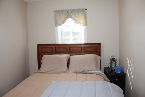 3 chambres, lit parapluie, Wi-Fi gratuit, draps fournis