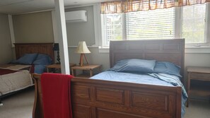 3 Schlafzimmer, Reisekinderbett, kostenloses WLAN, Bettwäsche