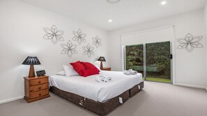 3 makuuhuonetta, ilmainen Wi-Fi, vuodevaatteet