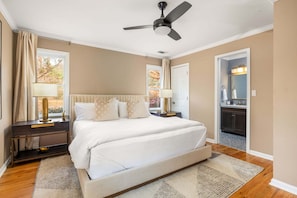 4 habitaciones, tabla de planchar con plancha, wifi y ropa de cama