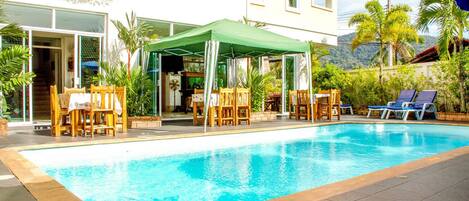 Outdoor pool, sun loungers