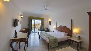 Superior Room | Premium bedding, in-room safe, desk, soundproofing