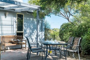BBQ/picnic area - Freycinet Panorama (Coles Bay)
