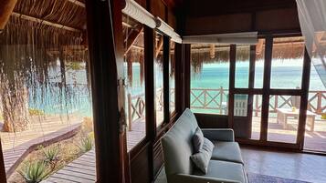 Comfort Chalet | 6 bedrooms, Egyptian cotton sheets, premium bedding, down comforters