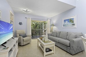 TV, DVD player, stereo, offices - Gulf Getaway – Beach Castle #12 by RVA (Longboat Key)