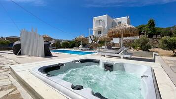 4 Bedroom Villa with Private Pool, Hot Tub and Sea View | Terrace/patio