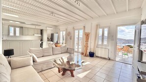Villa, 3 soverom, privat basseng, sjøutsikt