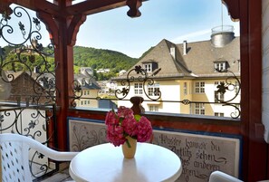 Superior Double Room, Balcony | Hypo-allergenic bedding, minibar, desk, soundproofing - Hotel Zehnthof (Cochem)