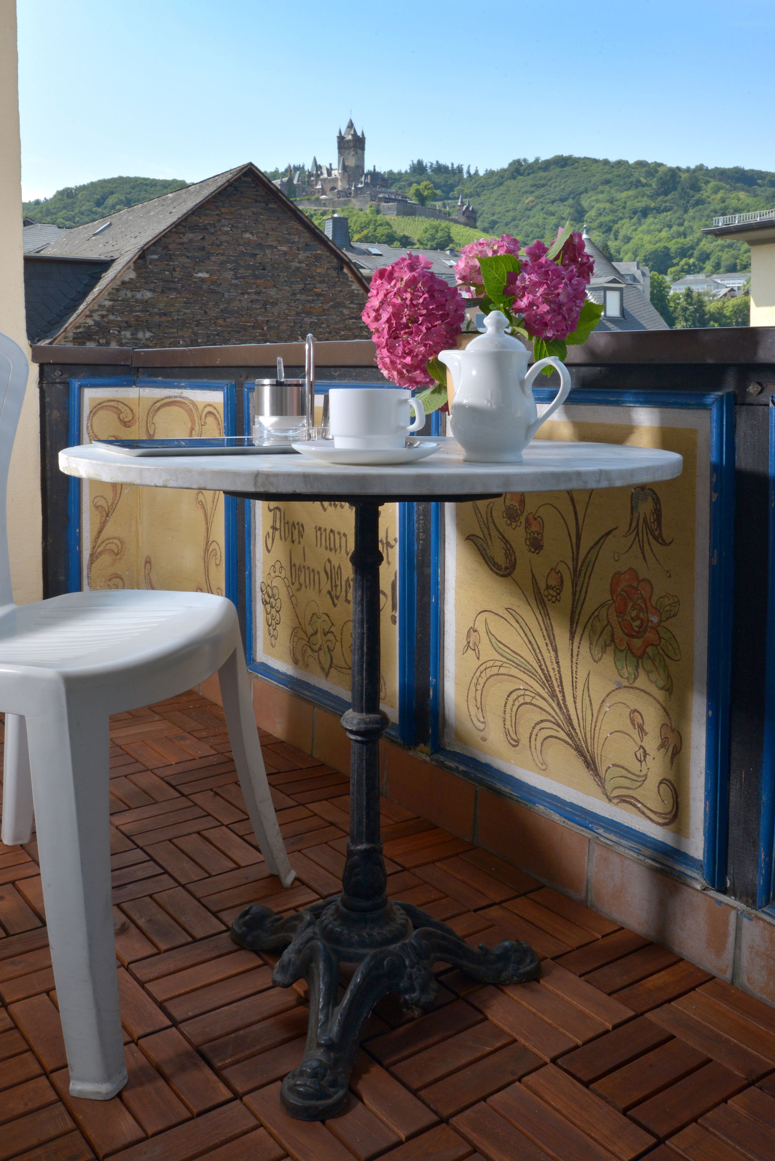 Family Room, Balcony (Superior) | Balcony