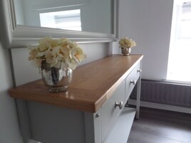 Premium bedding, iron/ironing board, cribs/infant beds, WiFi