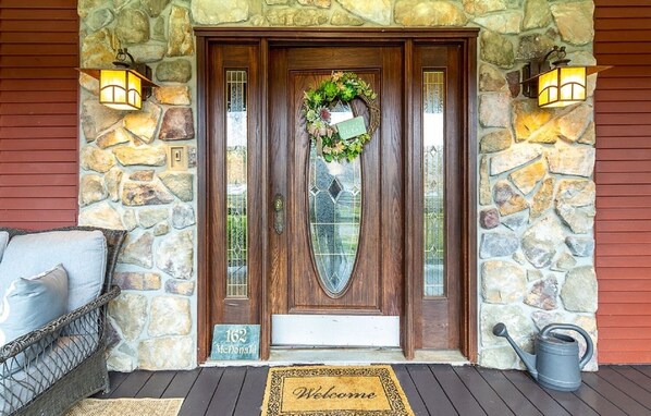 Unclassified image, 1 of 46, button