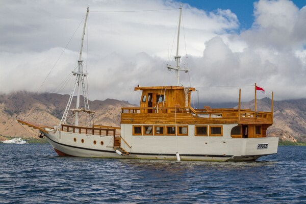 Kelana Boat - Labuan Bajo